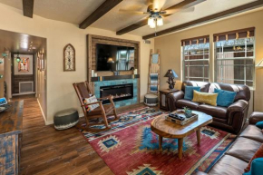 Turquoise Casa 2 minute walk to Old Town for the entire Family